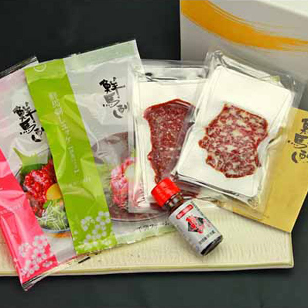 熊本「千興ファーム」鮮馬刺しバラエティ４種セットのサムネイル画像1