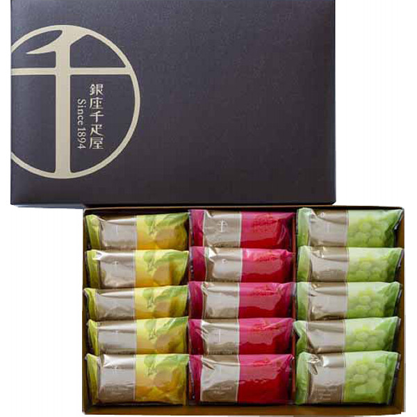 「銀座千疋屋」銀座フルーツサンドのサムネイル画像2