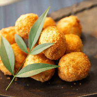 滋賀「徳志満」近江牛めしとコロッケころまるセット