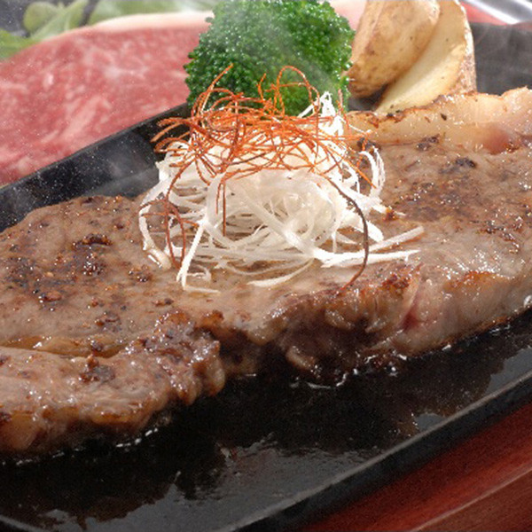 三重「霜ふり本舗」松阪牛ロースステーキ１７０ｇ×２のサムネイル画像1