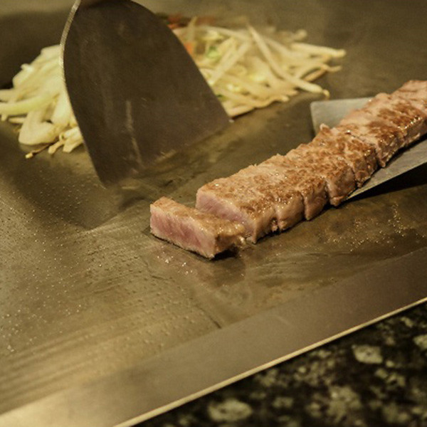 滋賀「松喜屋」近江牛ひとくちステーキのサムネイル画像2