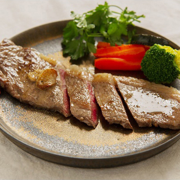 三重「霜ふり本舗」松阪牛サーロインステーキのサムネイル画像1