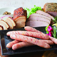 伊賀上野の里つるし焼豚&ペッパーポーク&ウインナー詰合せ