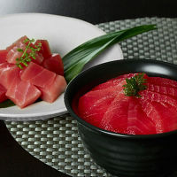 神奈川「三浦三崎」天然本まぐろ・目鉢まぐろ食べ比べセット