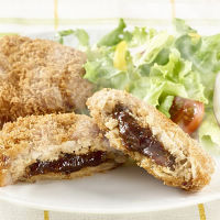 黄木のデミグラスソース入りメンチカツ