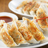 芦屋伊東屋謹製黒豚餃子と九条葱餃子と地鶏餃子セット