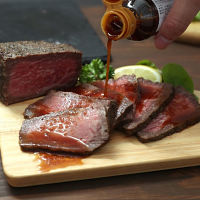 兵庫「三田屋総本家」黒毛和牛のローストビーフ