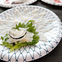 山口「山賀」トラフグ刺身３皿セット