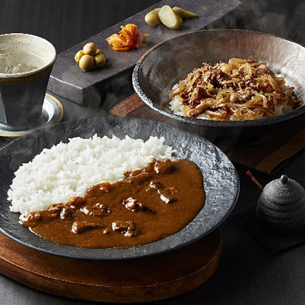 兵庫「三田屋総本家」ビーフカレー＆牛すき丼の具セット