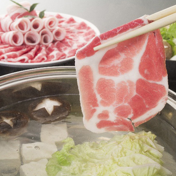 鹿児島「薩摩公兵衛」黒豚豪華四段重しゃぶしゃぶセットのサムネイル画像2