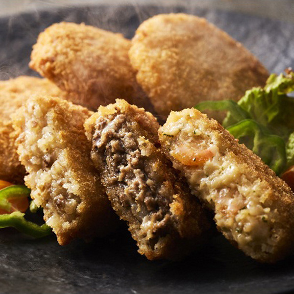 大阪「洋食Ｒｅｖｏ」３種の洋食セット（油調済）