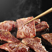 宮崎県産霧峰牛（交雑種）肩ロース焼肉（５００ｇ）