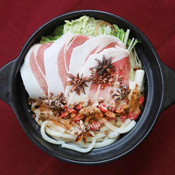 香川オリーブ豚薬膳コラーゲン鍋２人前のサムネイル画像2