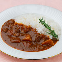 横浜ロイヤルパークホテル監修野菜入りビーフカレー（２５食）