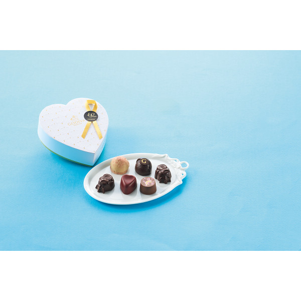 ゴディバ　チョコレートローズ　　限定セレクション（６粒）のサムネイル画像2