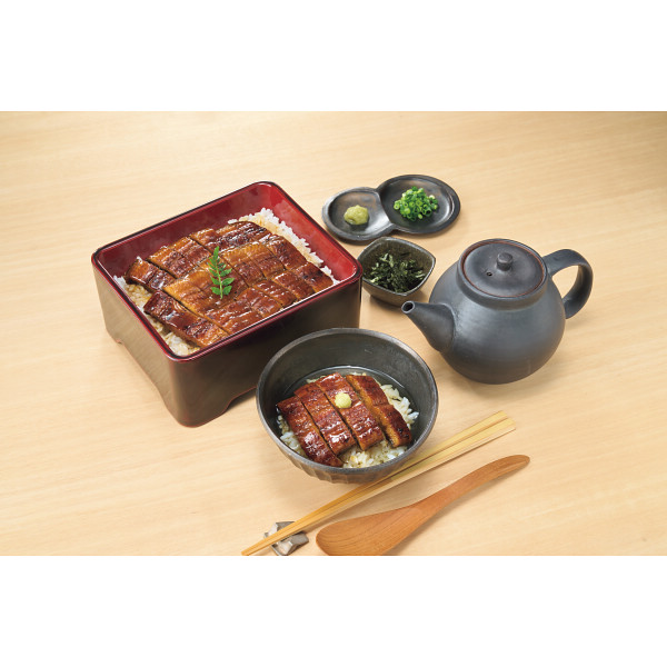 温泉ワインうなぎ　ひつまぶしセットのサムネイル画像1