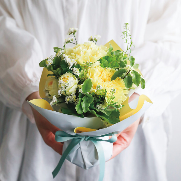 【母の日専用】スタンドブーケ　チアフルＳ（イエロー） イエローのサムネイル画像1