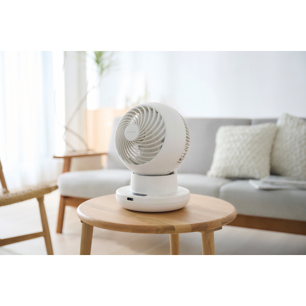 アイリスオーヤマ　ＷＯＯＺＯＯ　３６０　ｉ　サーキュレーター ホワイトのサムネイル画像1
