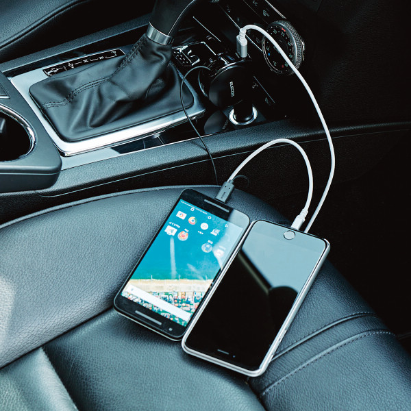 エレコム　車載充電器（５．４Ａ・巻取りＴｙｐｅ－Ｃ＆ＵＳＢ） ブラックのサムネイル画像1
