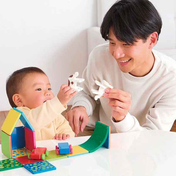 ピタゴラス　１歳のファミリーピタゴラスのサムネイル画像1