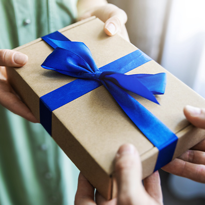 内祝いはいつまでに贈る？お祝いのお返しに適したタイミングと基本マナー 